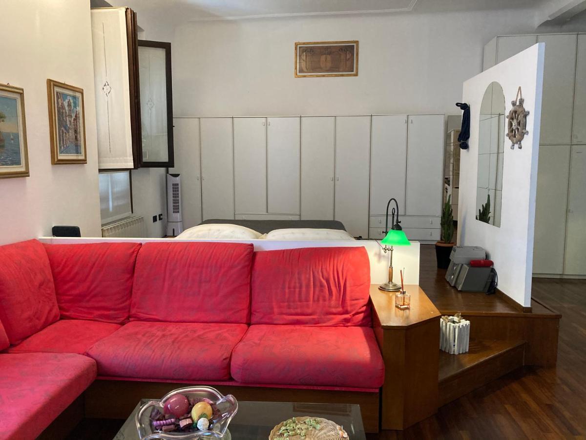 Apartmán Loft Aviation Vicino Malpensa Gallarate Exteriér fotografie
